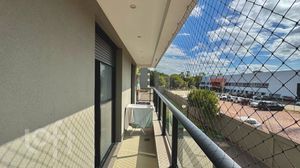 Image 20 - 883505