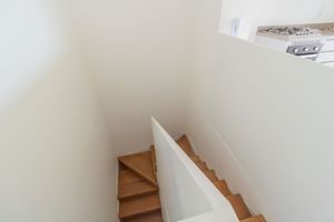 Image 7 - 883506