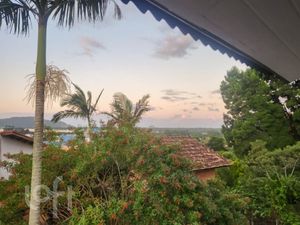 Image 32 - 883517