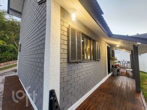 Image 9 - 883517