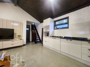 Image 22 - 883517