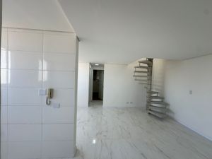 Image 3 - 883520