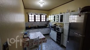 Image 8 - 883522