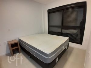 Image 8 - 883527