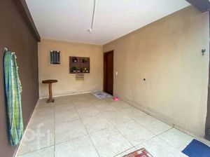 Image 4 - 883536