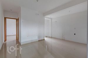 Image 11 - 883538