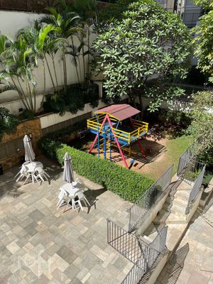 Image 13 - 883539