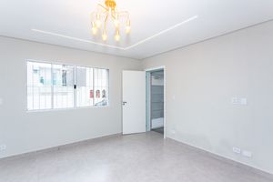 Image 3 - 883542
