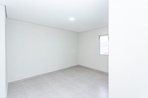 Image 19 - 883542