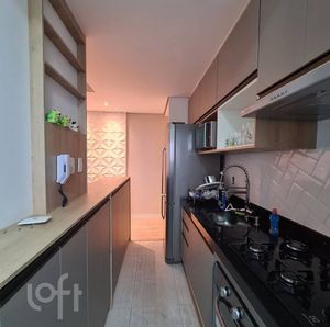 Image 7 - 883544