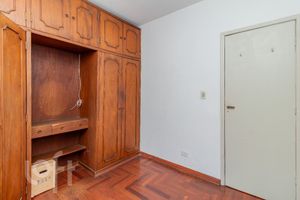 Image 30 - 883559
