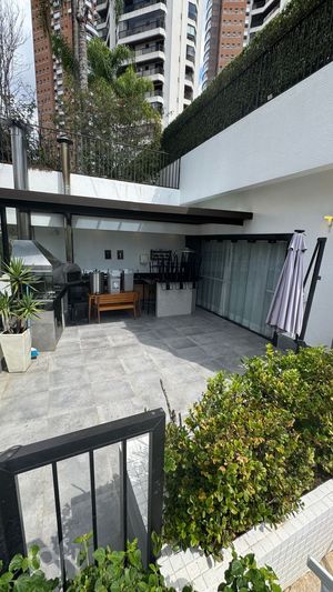 Image 26 - 883566