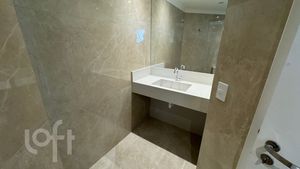 Image 19 - 883566