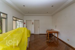 Image 42 - 883569