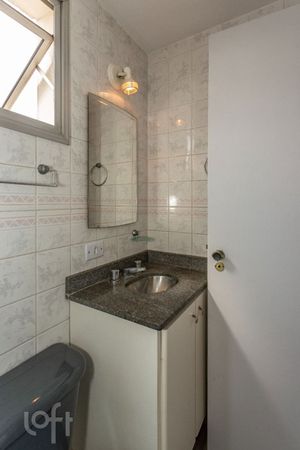 Image 39 - 883569