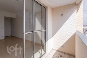 Image 8 - 883569
