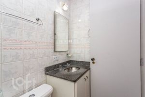 Image 34 - 883569