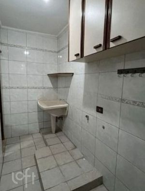 Image 3 - 883570