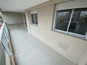 Image 6 - 883579