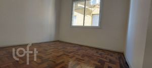 Image 7 - 883583