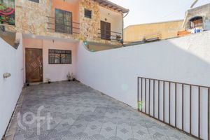 Image 35 - 883604