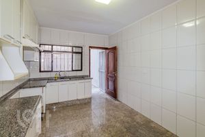 Image 14 - 883604