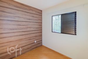 Image 31 - 883604
