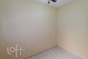 Image 27 - 883604