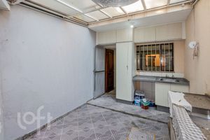 Image 19 - 883604