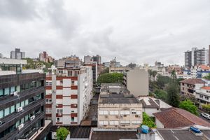 Image 36 - 883608