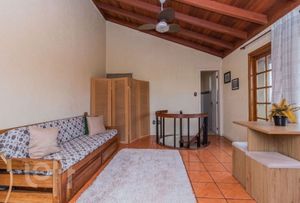 Image 3 - 883609