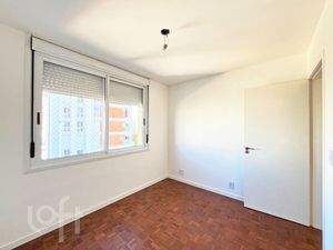 Image 17 - 883614