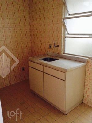 Image 7 - 883617