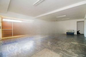 Image 37 - 883622