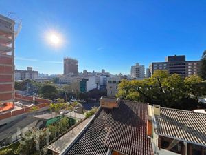 Image 10 - 883623