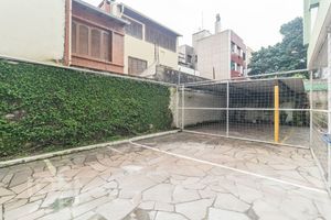 Image 10 - 883623