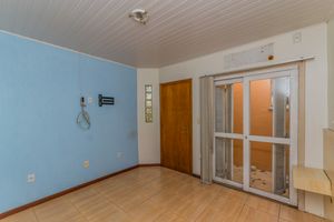 Image 3 - 883642
