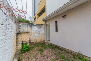 Image 42 - 883642
