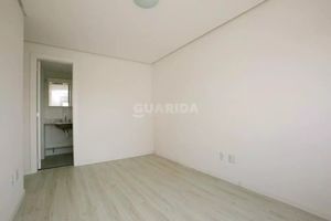 Image 7 - 883646