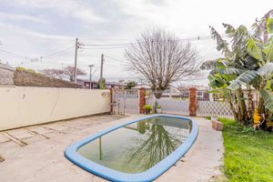 Image 15 - 883668