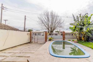 Image 18 - 883668