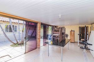 Image 49 - 883668