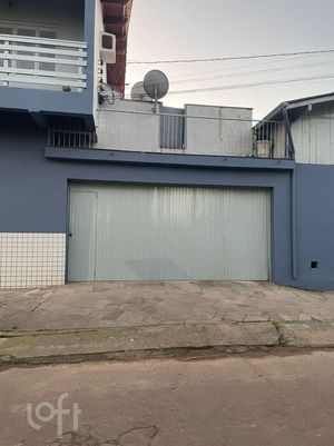 Image 14 - 883678