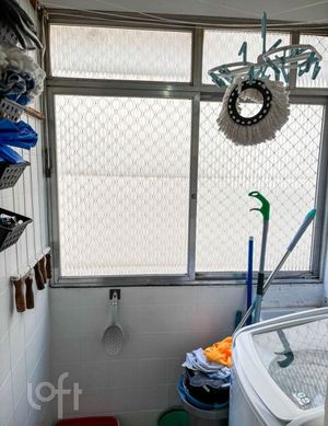 Image 3 - 883679