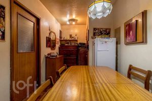 Image 3 - 883682