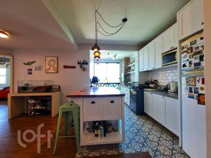Image 35 - 883684