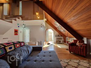 Image 18 - 883684