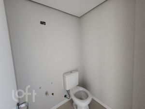 Image 8 - 883688