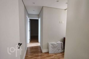 Image 31 - 883689