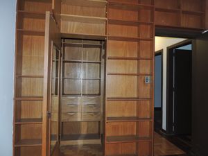 Image 9 - 883695